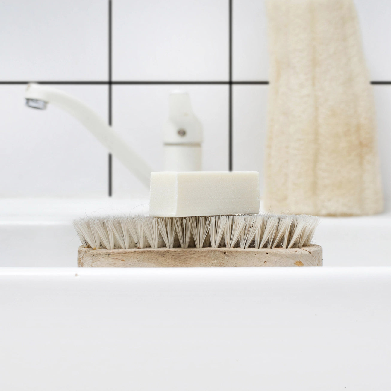 Bicarbonate Stain Remover Soap – Marseille Soap & Bicarbonate