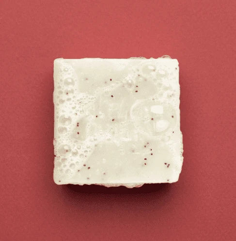 Le Pavé Scrub – Organic Surgras Exfoliating Cold‑Process Soap (90g)