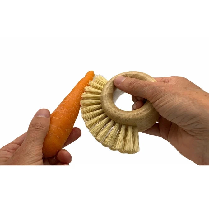 Bamboo Vegetable Brush • Eco‑Friendly, Plastic‑Free & Naturally Effective Produce Cleaner